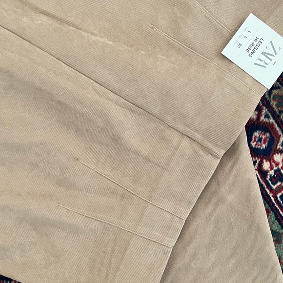 Golden button soft legging in sand Color - Picture 2 of 4